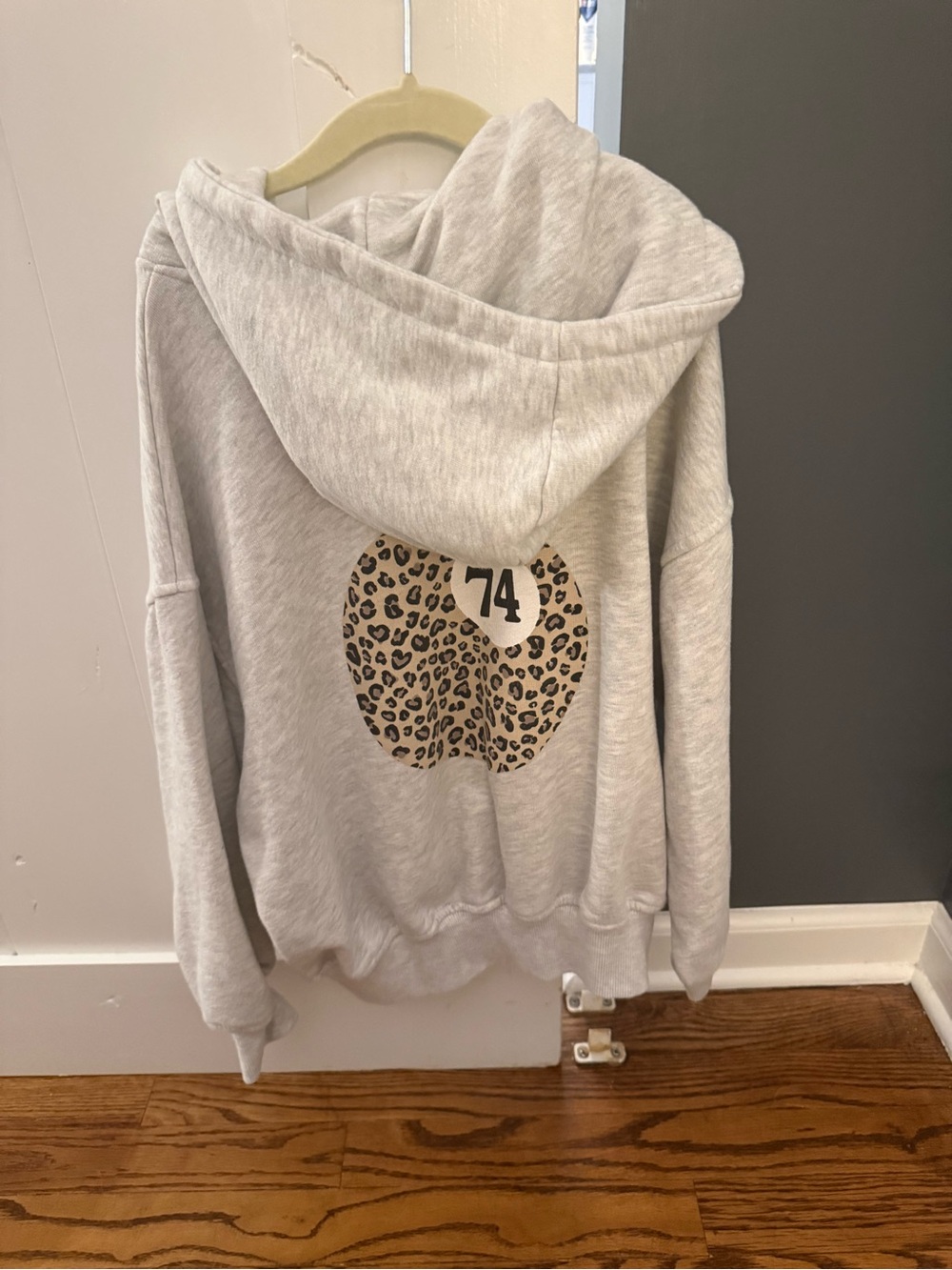 Zara Girls Leopard 74 Good Luck Graphic Hoodie Gray 9-10 Years 140